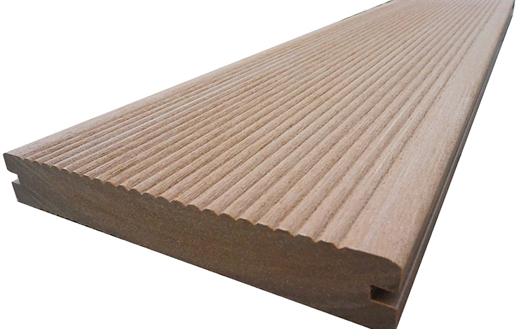 防滑塑木地板表面处理